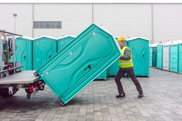 Best Porta potty delivery and setup  in Lake City, FL